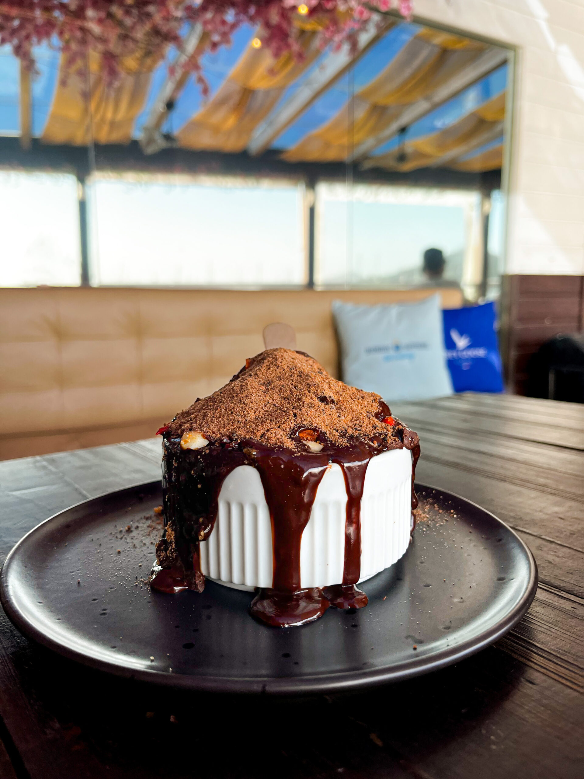 2EDAD6E5-99F2-46F6-89F8-F287580FD261