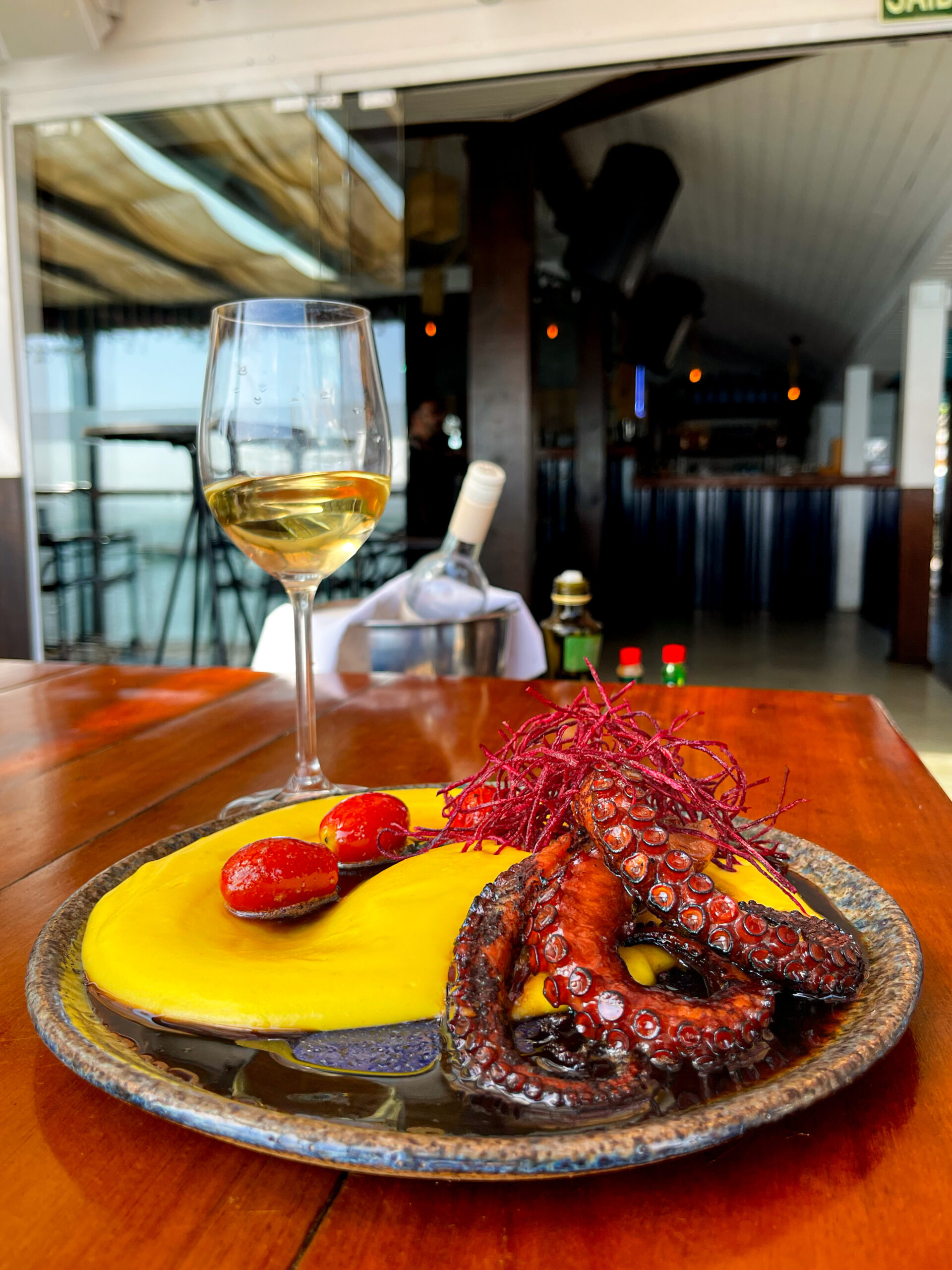 6968872A-67F1-40A4-B81A-5C1D5F985303